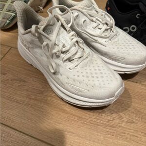 Hoka White Running Shoes